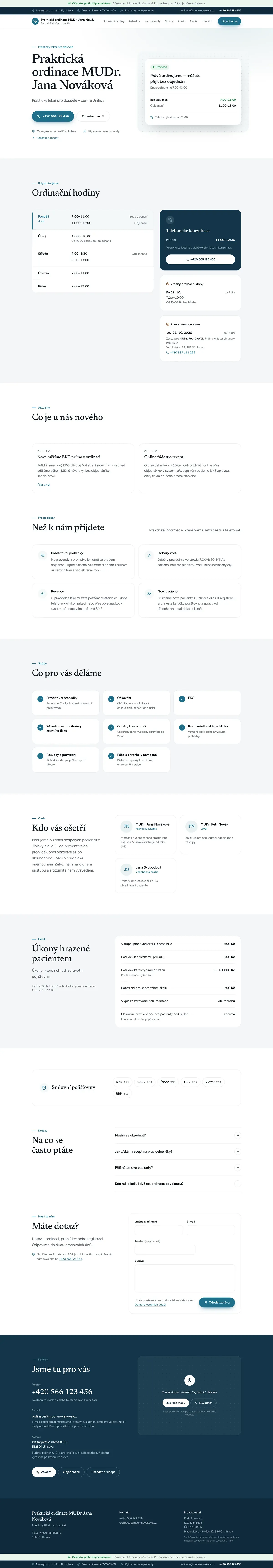 Celá úvodní stránka ukázkového webu v motivu Klinika